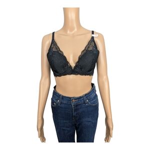 Victoria's Secret Lightly Lined Plunge Lace Bra 36C
